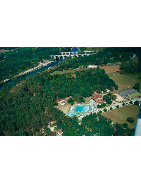 CAMPING LA GRAND'TERRE*** Ardèche (APV)